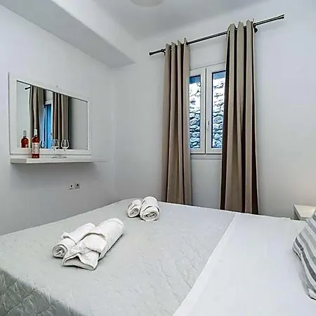 Overview Mykonos Hotell 4*