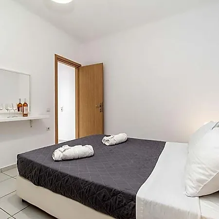 Overview Mykonos 4*